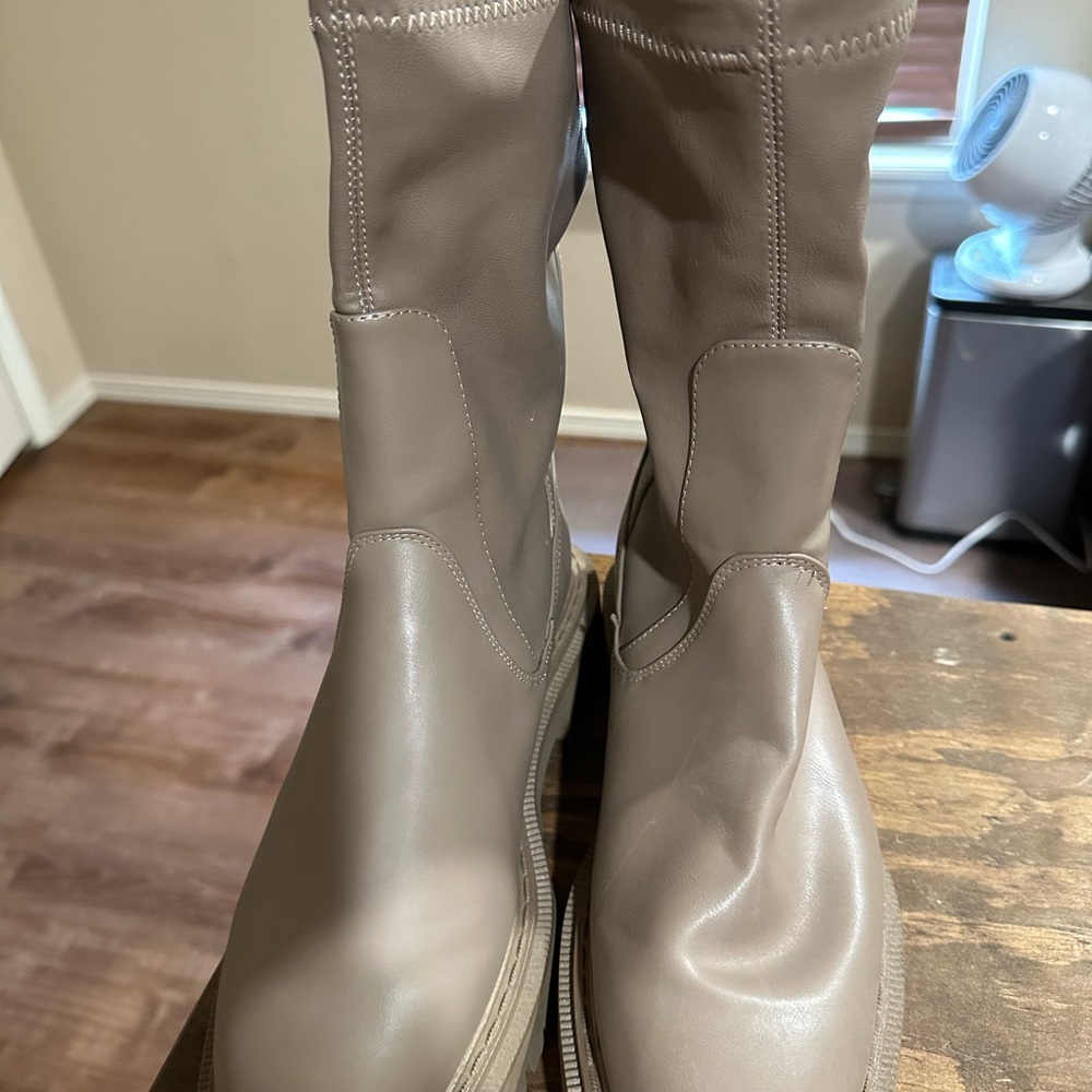 H&M boots - Picture 3 of 4